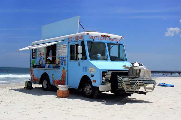 iceCreamTruck iceCreamTruck